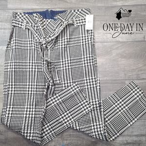 Adriano Goldschmied Lettuce Edge Houndstooth Print Pants Size 27 (4)